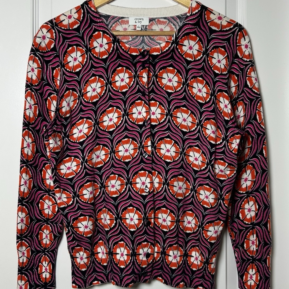 Crown & Ivy Retro Medallion Floral Knit Cardigan Boho‎ Groovy Retro Chic Style